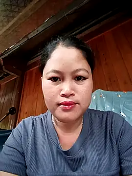 maycuc123 online show from September 2025 12:27:01 AM