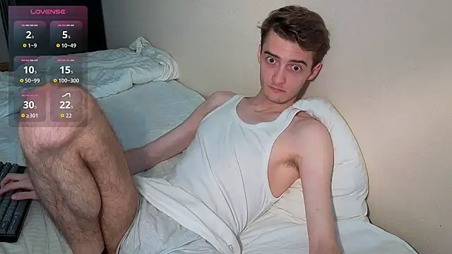 Snapshot of spider____man chatting on June 2026 02:44:02 PM spider man online show from June 2026 02:44:02 PM