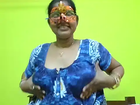 Snapshot of kavya1 chatting on September 2025 03:53:02 AM kavya1 online show from September 2025 03:53:02 AM