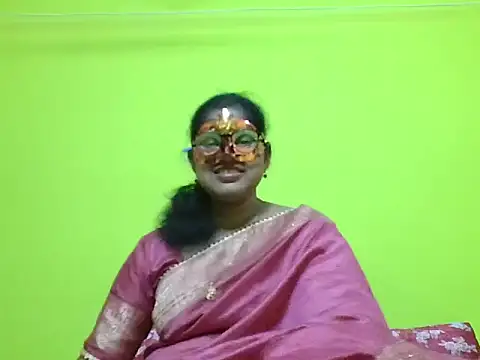 Snapshot of kavya1 chatting on September 2025 06:17:01 PM kavya1 online show from September 2025 06:17:01 PM