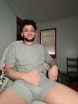 Troydaddy578 online show from December 2025 08:11:01 PM