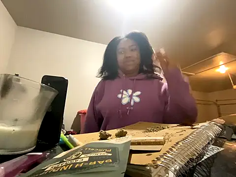 princesslivv online show from October 2025 07:03:02 PM