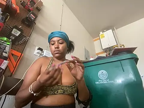 princesslivv online show from October 2025 08:29:01 PM