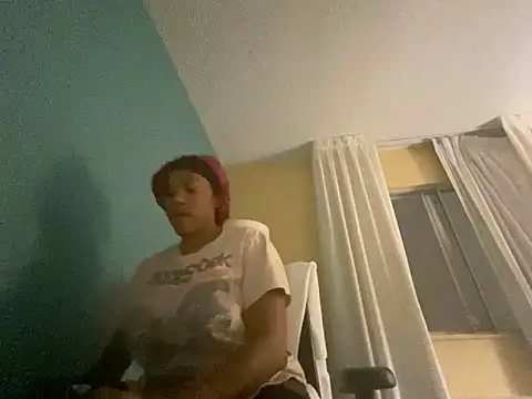 princesslivv online show from December 2025 02:32:01 AM