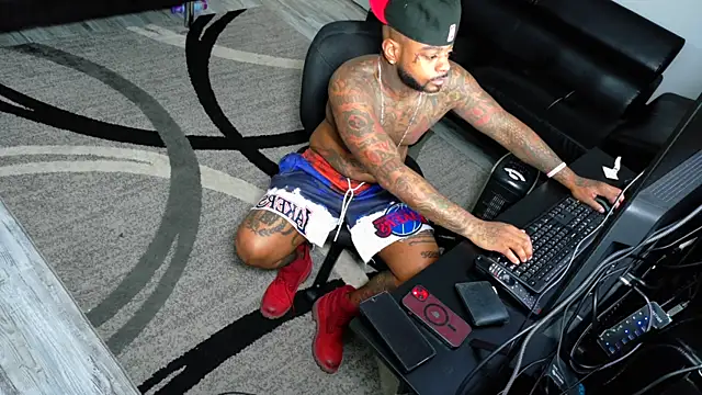 Snapshot of SLANGONDEMHOES chatting on December 2025 09:53:01 PM SLANGONDEMHOES online show from December 2025 09:53:01 PM