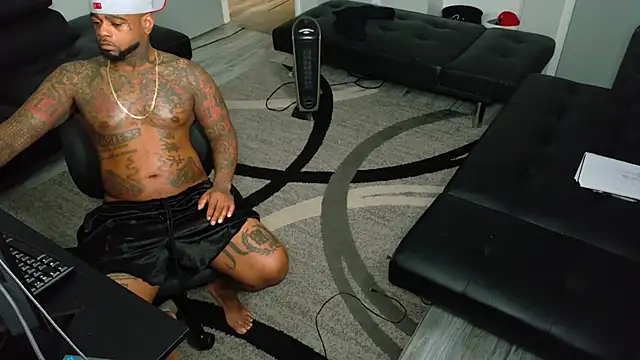 SLANGONDEMHOES online show from April 2026 07:27:02 AM