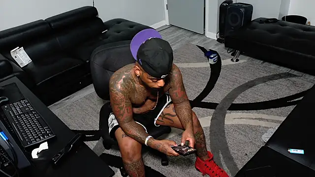 SLANGONDEMHOES online show from February 2026 12:19:01 AM