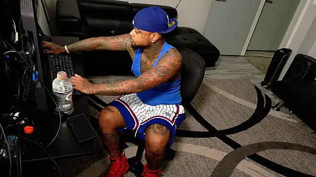 SLANGONDEMHOES online show from February 2026 01:00:01 PM