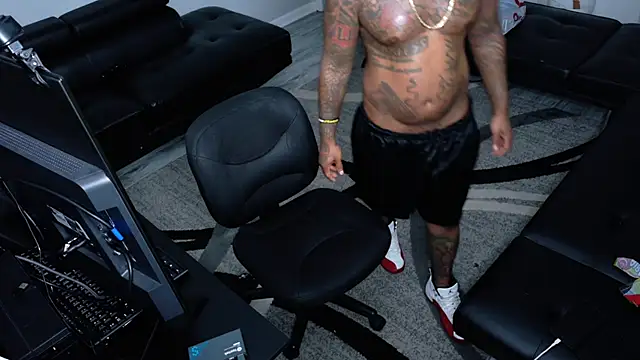 SLANGONDEMHOES online show from April 2026 05:22:02 AM