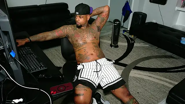 SLANGONDEMHOES online show from June 2026 02:56:01 AM