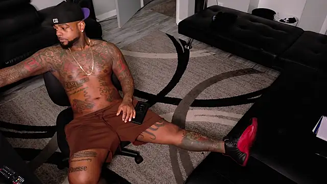 SLANGONDEMHOES online show from March 2026 06:38:02 AM