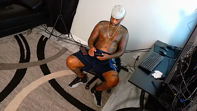 Snapshot of SLANGONDEMHOES chatting on October 2025 12:38:02 PM SLANGONDEMHOES online show from October 2025 12:38:02 PM