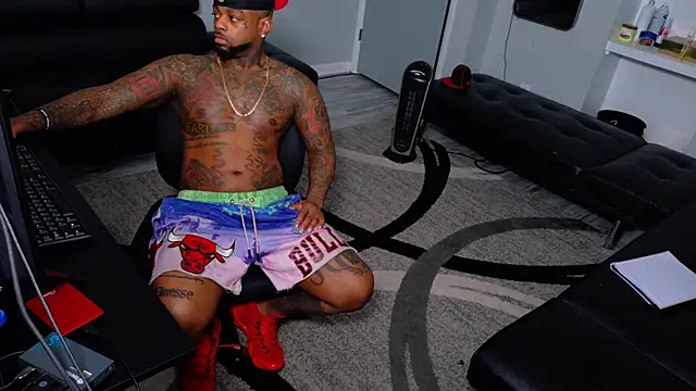 SLANGONDEMHOES online show from April 2026 06:59:01 AM