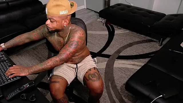 SLANGONDEMHOES online show from April 2026 07:47:01 PM