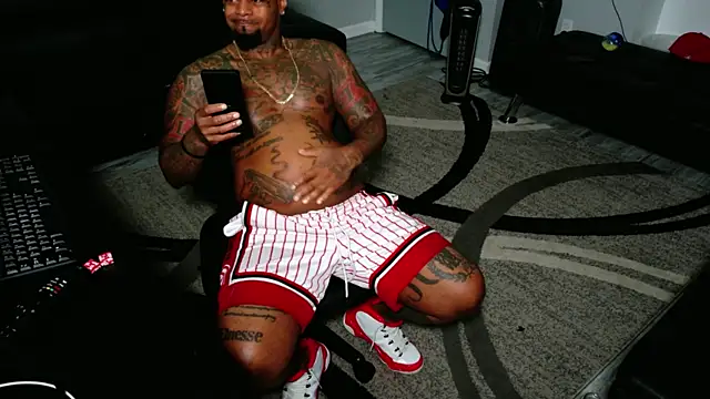 SLANGONDEMHOES online show from June 2026 06:57:02 AM