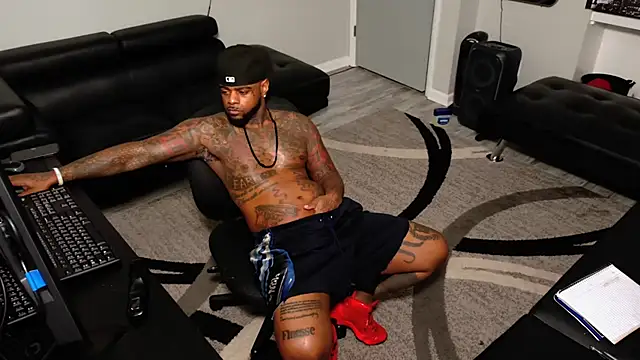 SLANGONDEMHOES online show from February 2026 07:23:02 PM