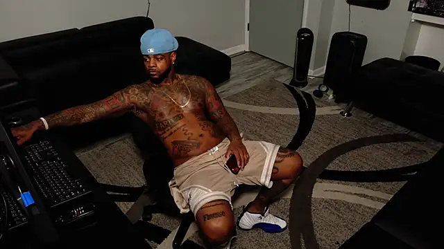 SLANGONDEMHOES online show from February 2026 07:17:01 AM