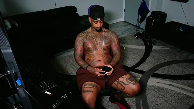 SLANGONDEMHOES online show from June 2026 01:23:01 PM