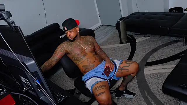 SLANGONDEMHOES online show from April 2026 07:53:01 PM