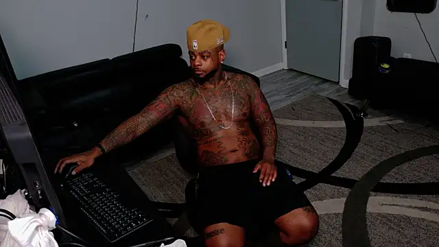 SLANGONDEMHOES online show from May 2026 07:39:02 PM