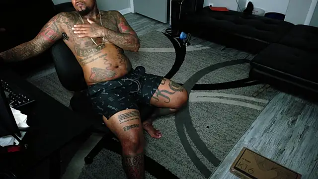 SLANGONDEMHOES online show from June 2026 04:52:02 AM