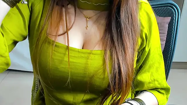 Shawtty Girl online show from October 2025 06:07:01 PM