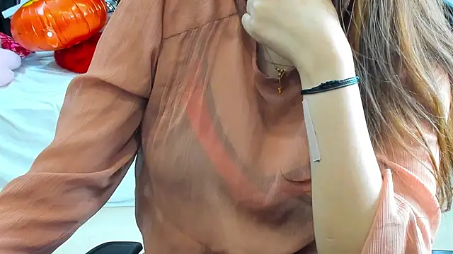 Shawtty Girl online show from November 2025 07:08:02 PM