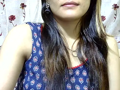 Snapshot of Amira90 chatting on October 2025 06:37:02 AM Amira90 online show from October 2025 06:37:02 AM