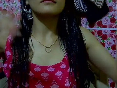 Snapshot of Amira90 chatting on September 2025 07:23:01 AM Amira90 online show from September 2025 07:23:01 AM