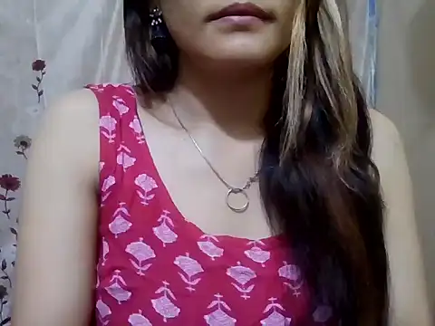 Snapshot of Amira90 chatting on October 2025 06:26:02 AM Amira90 online show from October 2025 06:26:02 AM