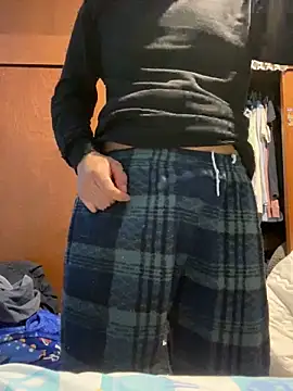 Snapshot of zzagreo chatting on October 2025 07:10:01 AM zzagreo online show from October 2025 07:10:01 AM