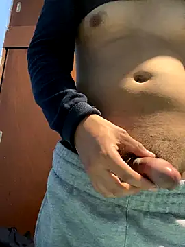 Snapshot of zzagreo chatting on October 2025 08:00:01 AM zzagreo online show from October 2025 08:00:01 AM