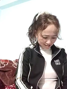 Fienjr online show from February 2026 04:43:01 AM