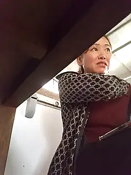 Fienjr online show from April 2026 05:03:01 AM