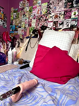 Denise  levi  online show from January 2026 11:28:01 AM