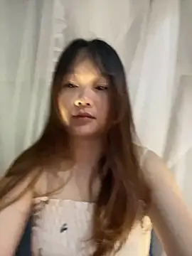 Hinne07 online show from December 2025 12:00:01 AM