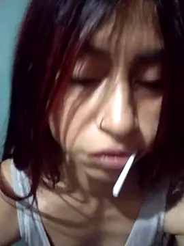 Pocahontas tw online show from November 2025 02:04:02 AM