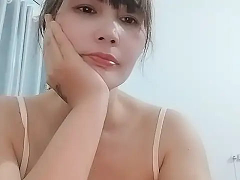 Snapshot of Siglemom_sexy chatting on April 2026 08:17:01 AM Siglemom sexy online show from April 2026 08:17:01 AM
