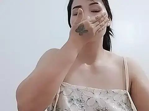 Siglemom sexy online show from April 2026 12:40:01 PM