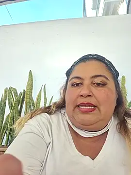 curvy diva  online show from September 2025 09:43:02 PM