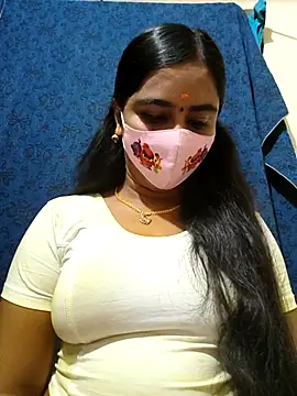 mini-queen online show from January 2026 12:09:01 PM