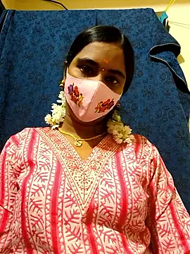 mini-queen online show from January 2026 11:05:02 AM