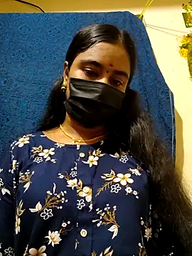 mini-queen online show from April 2026 04:55:02 PM