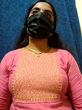 mini-queen online show from March 2026 06:46:01 AM
