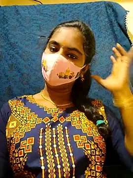 mini-queen online show from February 2026 10:10:01 AM