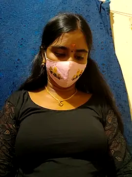 mini-queen online show from January 2026 07:12:01 PM