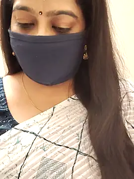 saritha29 online show from April 2026 04:52:01 PM