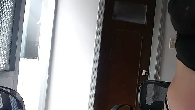 snow belle online show from January 2026 07:39:01 PM