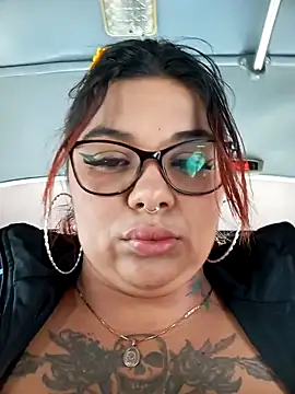 snow belle online show from October 2025 07:16:01 PM