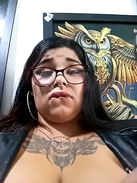 snow belle online show from October 2025 09:13:02 PM